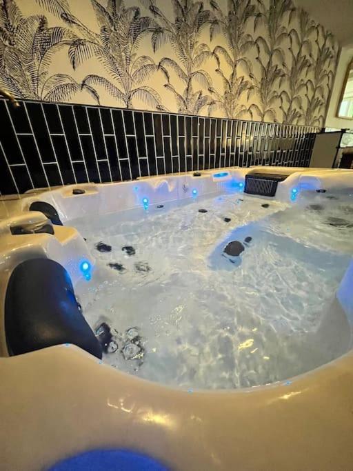 Romantique Room St Michel De Lanes Сен-Мишель-де-Ланес Экстерьер фото